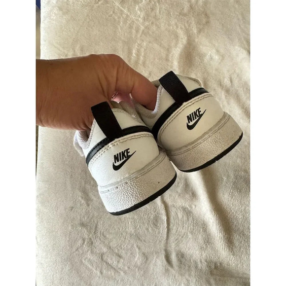 Nike Court Borough Low 2 Toddler Sneakers White/Black Size 4C Unisex Kids - Picture 8 of 10